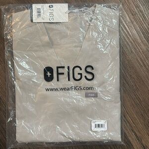 Figs scrub top in bone. XS.